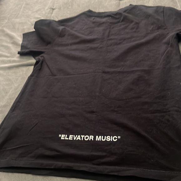 Authentic off white Tshirt Small - Picture 3 of 3